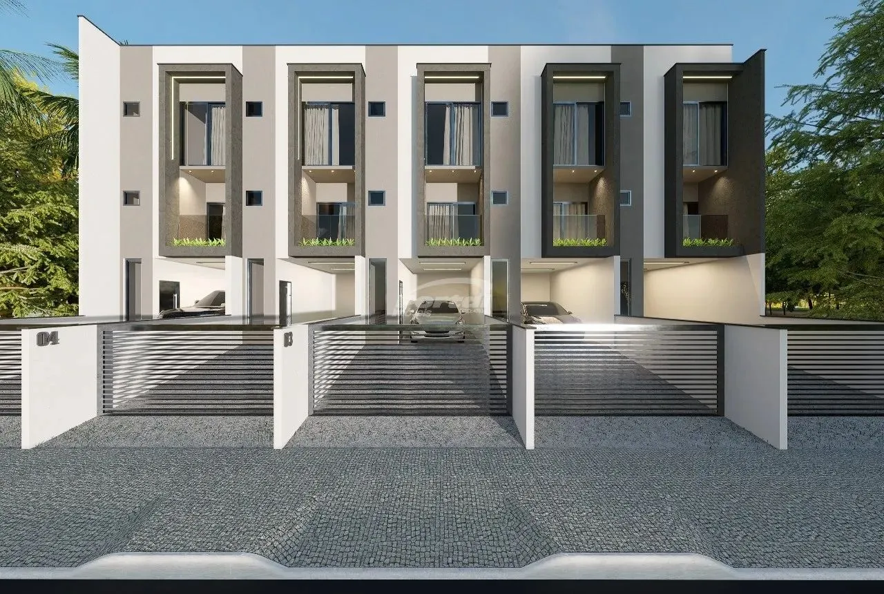 Sobrado Triplex na Itoupava Central