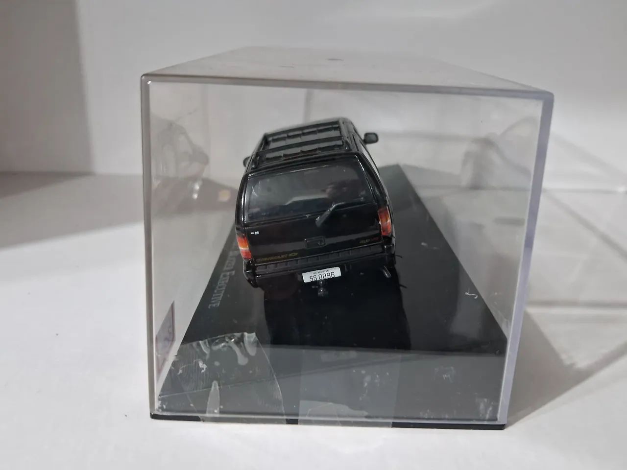 Miniatura Chevrolet Blaser Executive Escala  1 43  - Foto 4