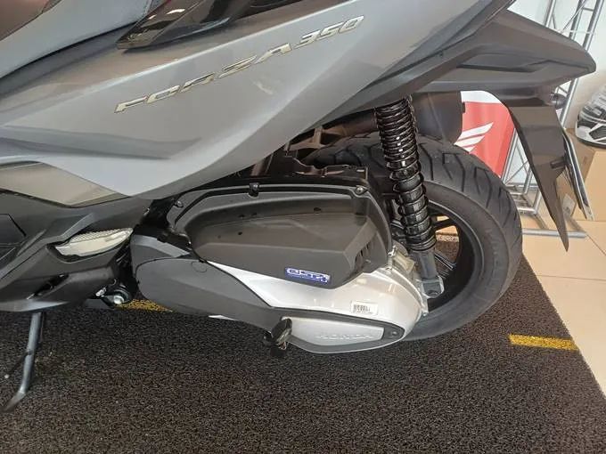 Honda FORZA 350 2022/2023 baixo KM - Foto 8