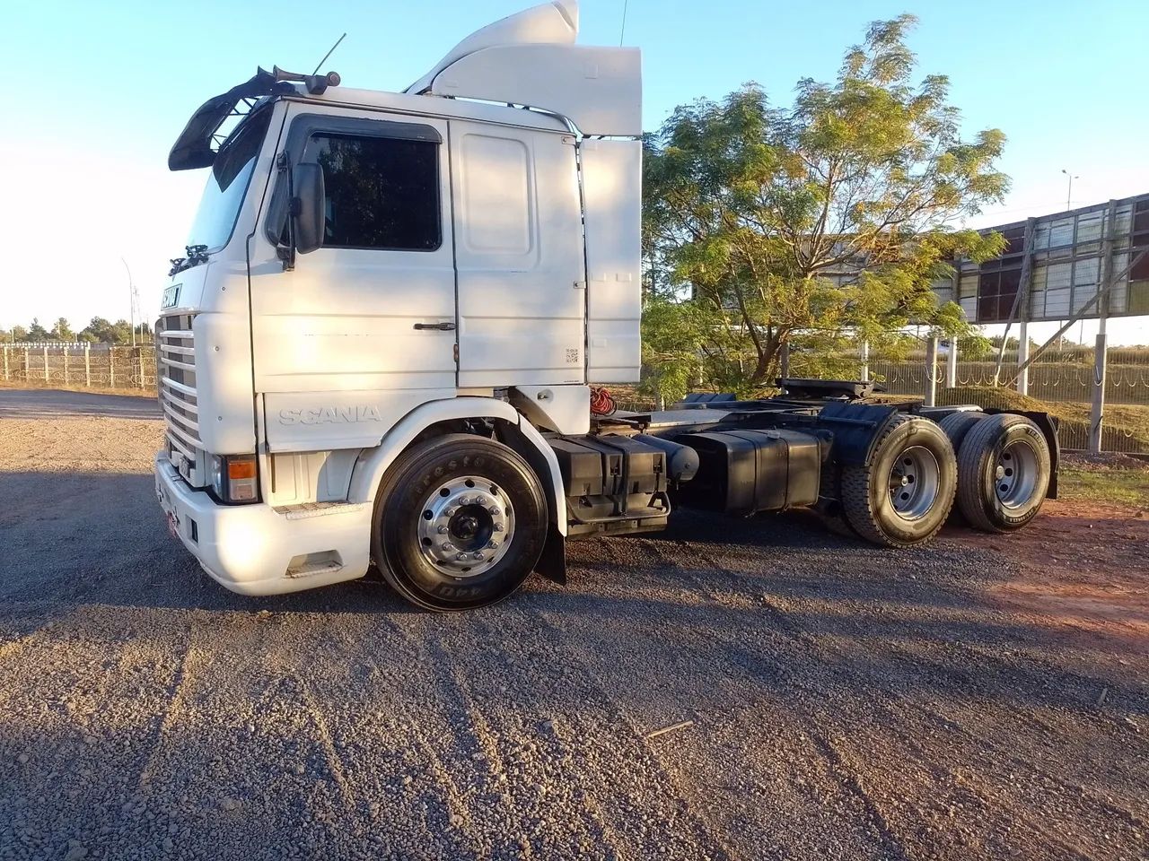 Scania 113 360 6x2  - Foto 2