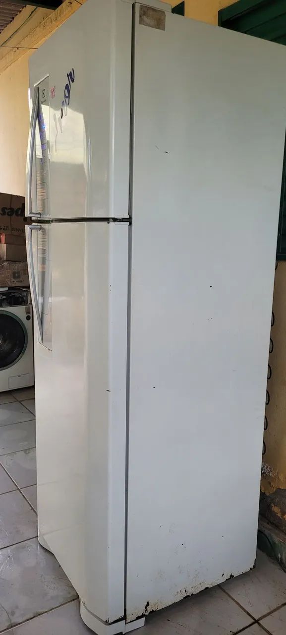 Geladeira Electrolux 459L