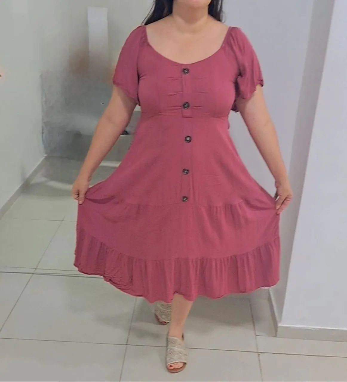 Vestido Rosa antigo Midi com Botões misto de linho e viscose tamanho de 40 a 42