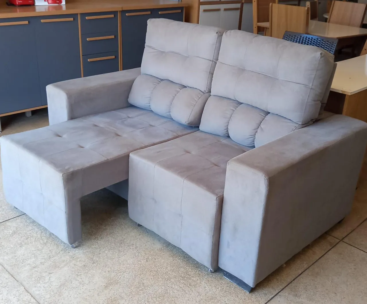 Sofá de Canto Cinza Claro com Chaise