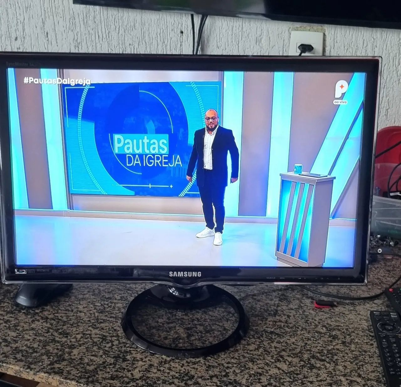 Monitor TV  Samsung  24 pol. 1080 Full HD HDMI vga RS 370 reais 