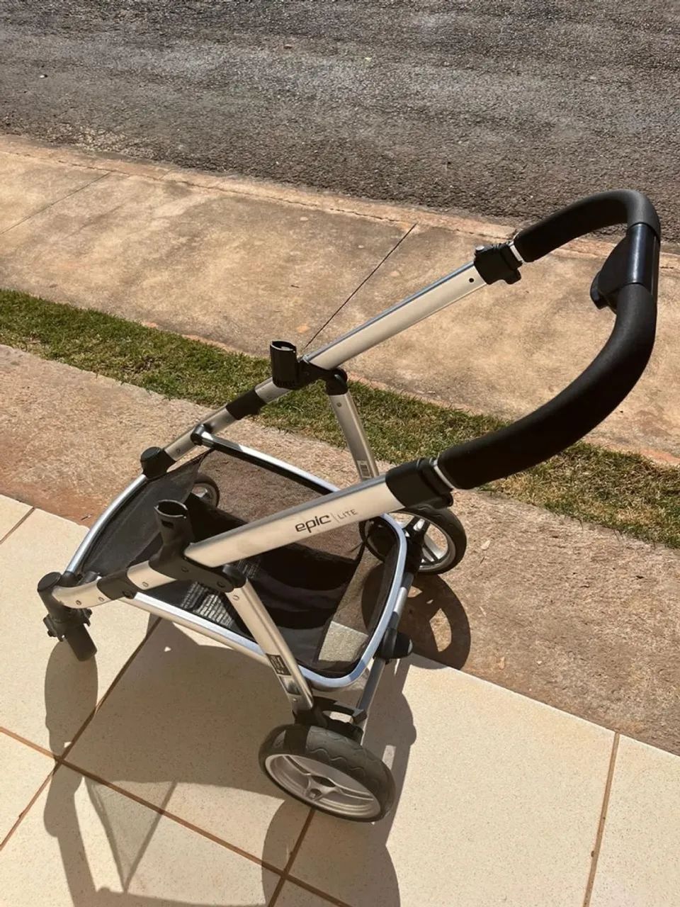 Carrinho de Bebê Infant - Preto - Foto 6