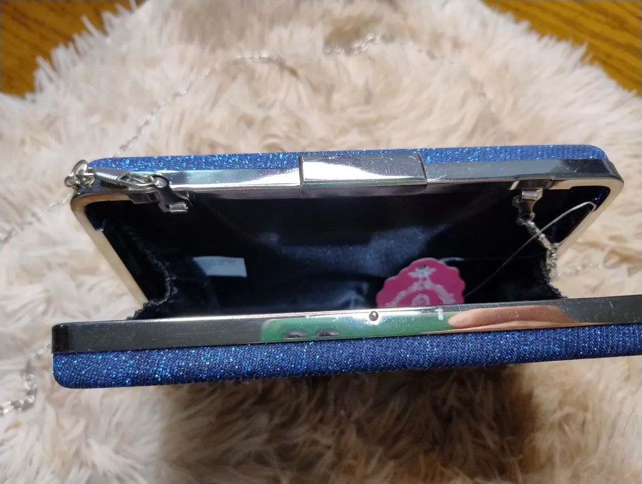 Bolsa de mão azul com glitter - Foto 4