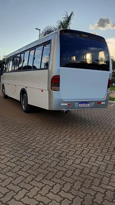 ÔNIBUS VOLARE W8 32 LUGARES  - Foto 2