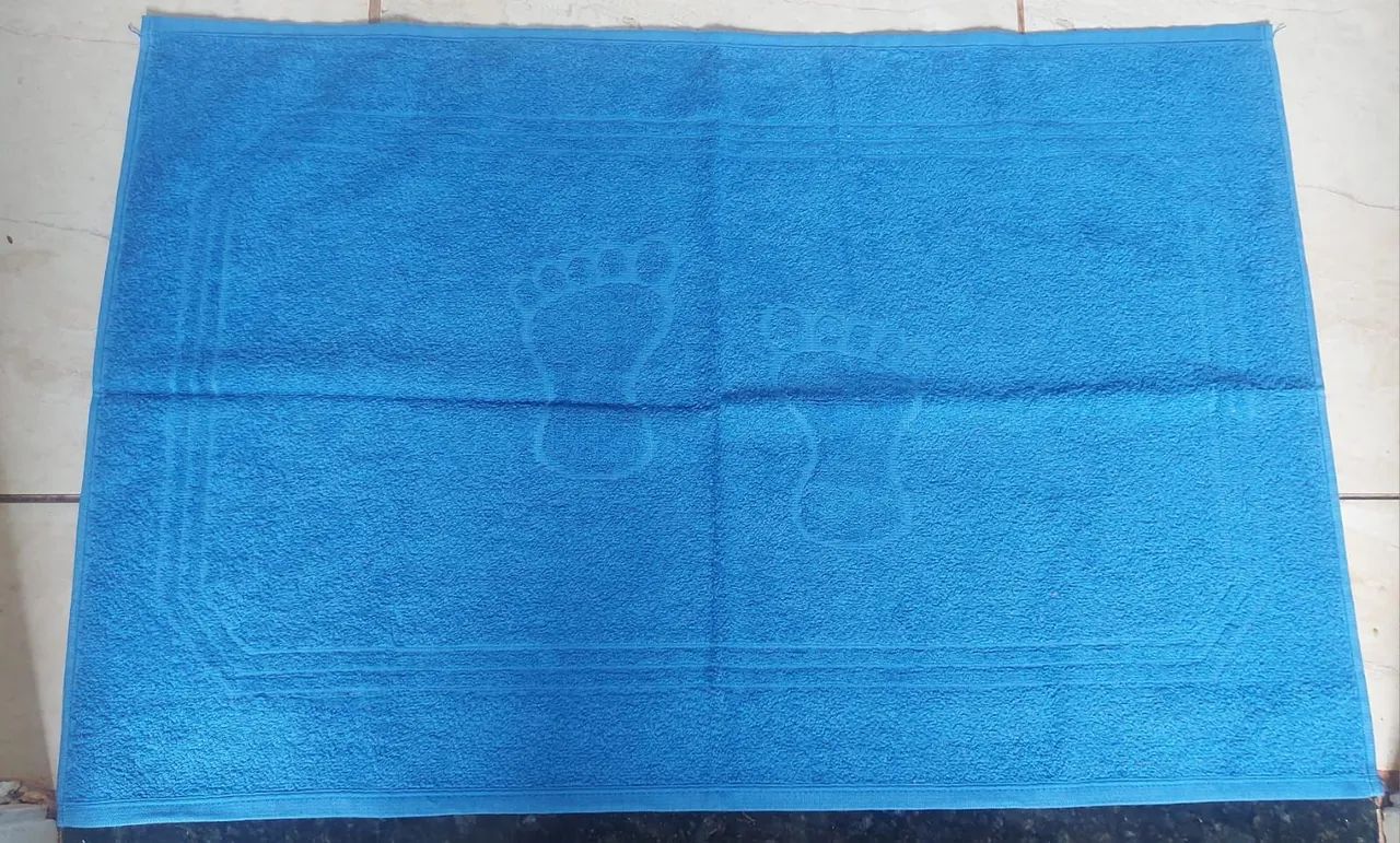 Tapete de Banheiro com Desenho de Pés - Foto 4