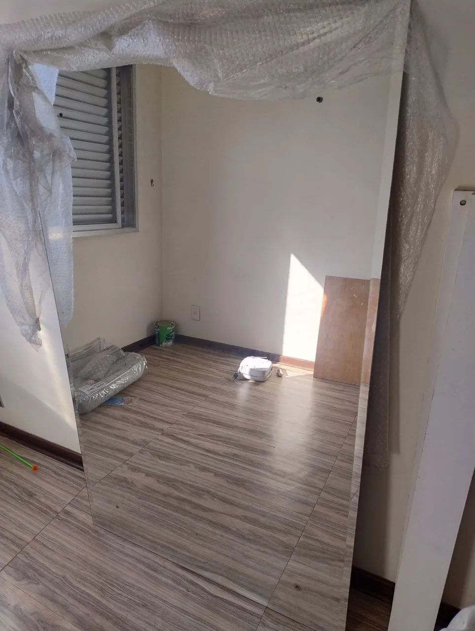 Espelho de corpo inteiro