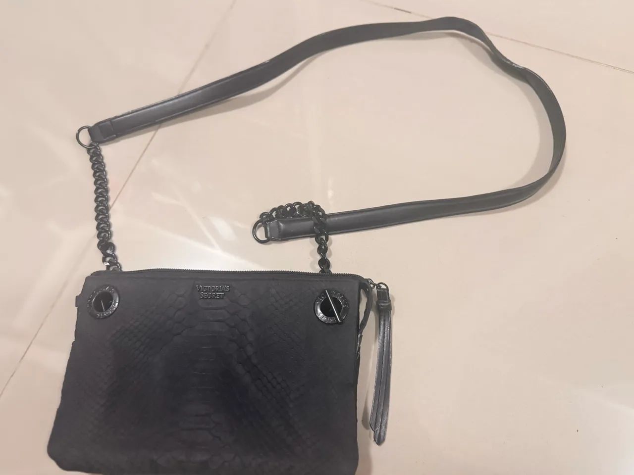 Bolsa crossbody Vitoria?s Secret - Foto 2