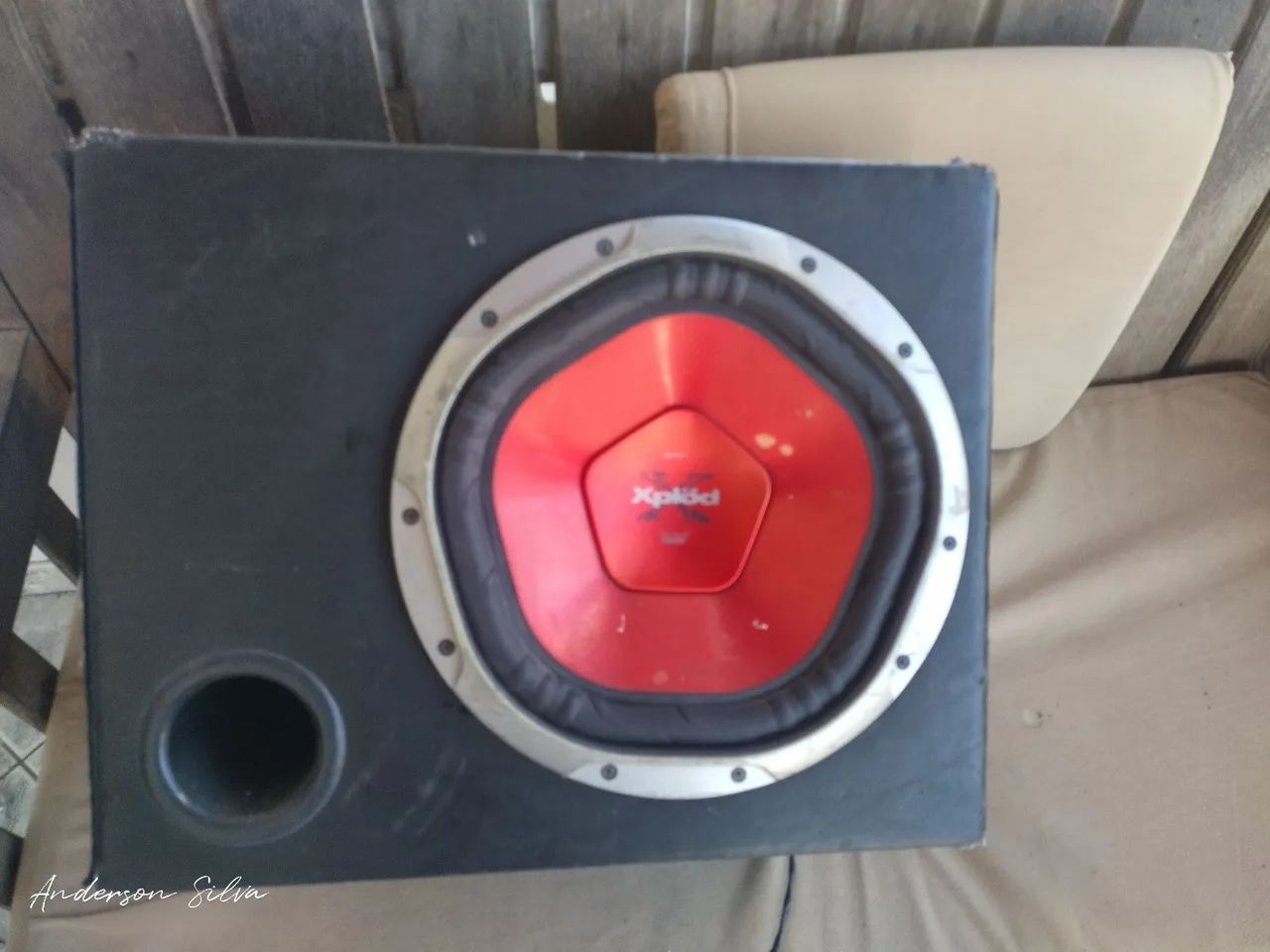 Caixa subwoofer 1200W