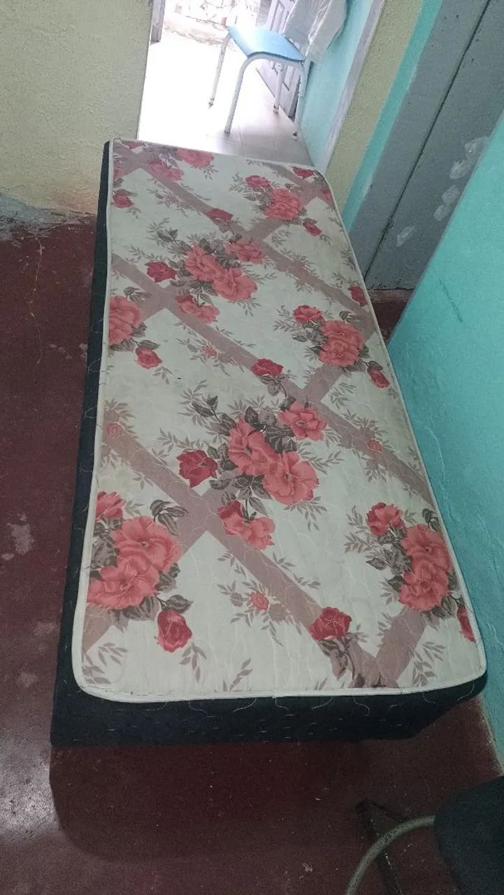CAMA SOLTEIRO BOX EM PERFEITO ESTADO - Foto 4