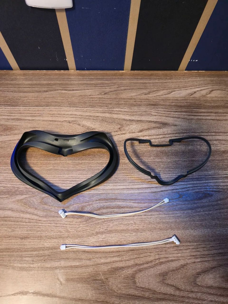 Quest 2 - 128GB Semi Novo NA CAIXA - Peças e Acessórios de Vídeo