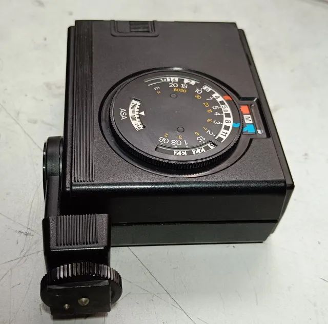 Flash Nikon Sb-10 Usado Bom Estado Funcionando Normalmente  - Foto 6