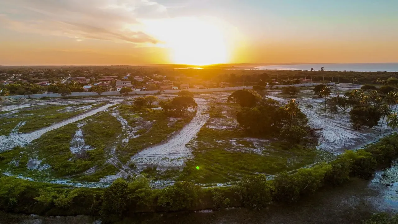 PRAIA DE PARACURU LOTES EM CONDOMÍNIO LAZER E SEGURANÇA OBRAS AVANÇADAS