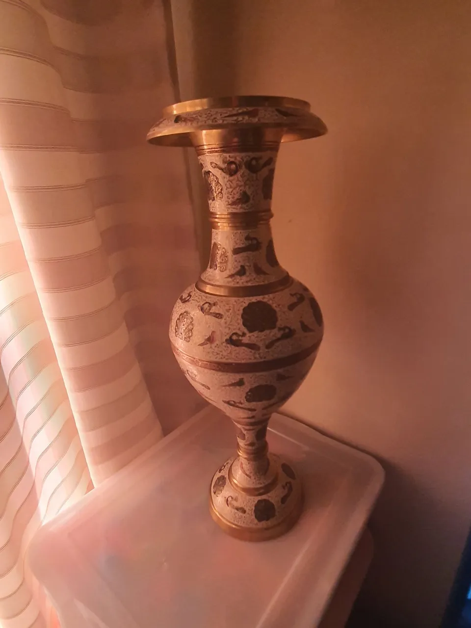 VASO INDIANO TODO EM BRONZE - NOVO