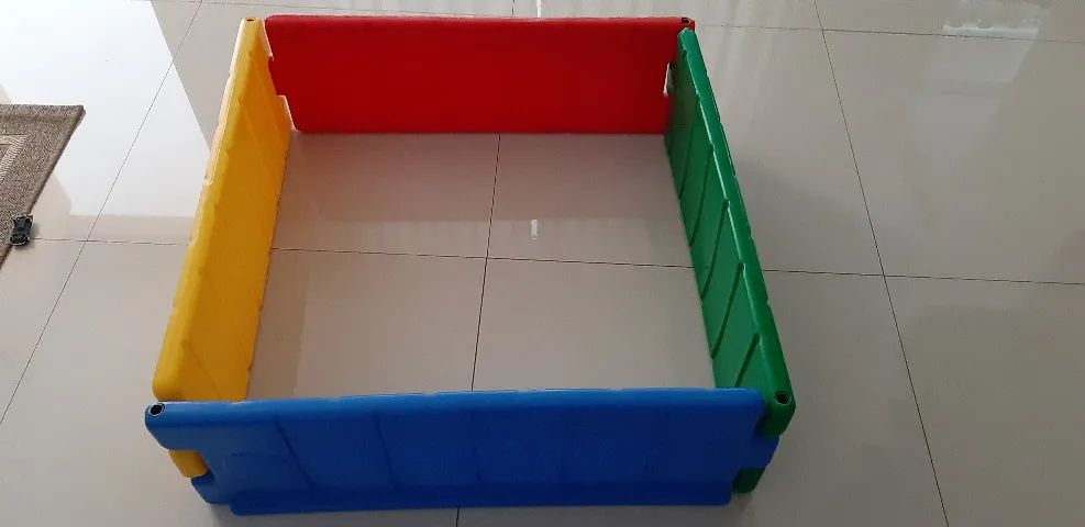 Piscina de bolinha baby