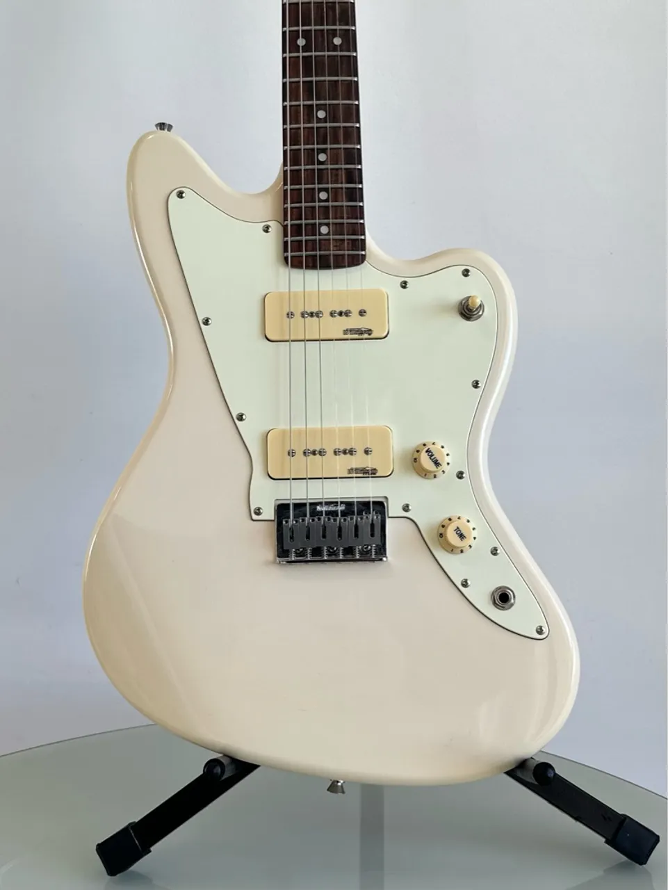Guitarra Vintage Jaguar V65h Reissued Blonde