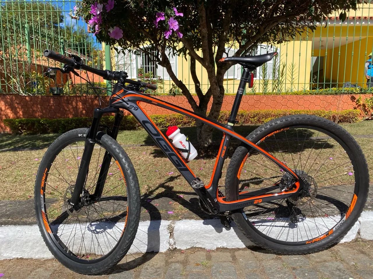 Bicicleta OGGI Agile Pro 29