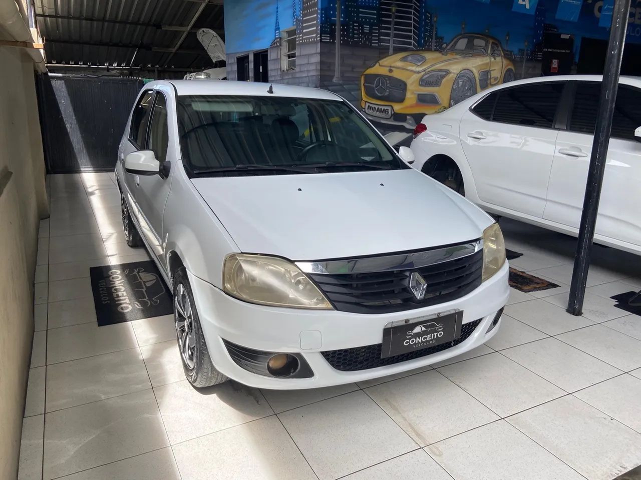Renault Logan 2013
