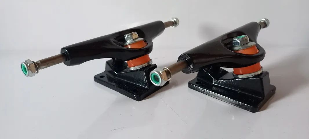 Truck de Skate Profissional Preto 139mm Mid - Foto 4