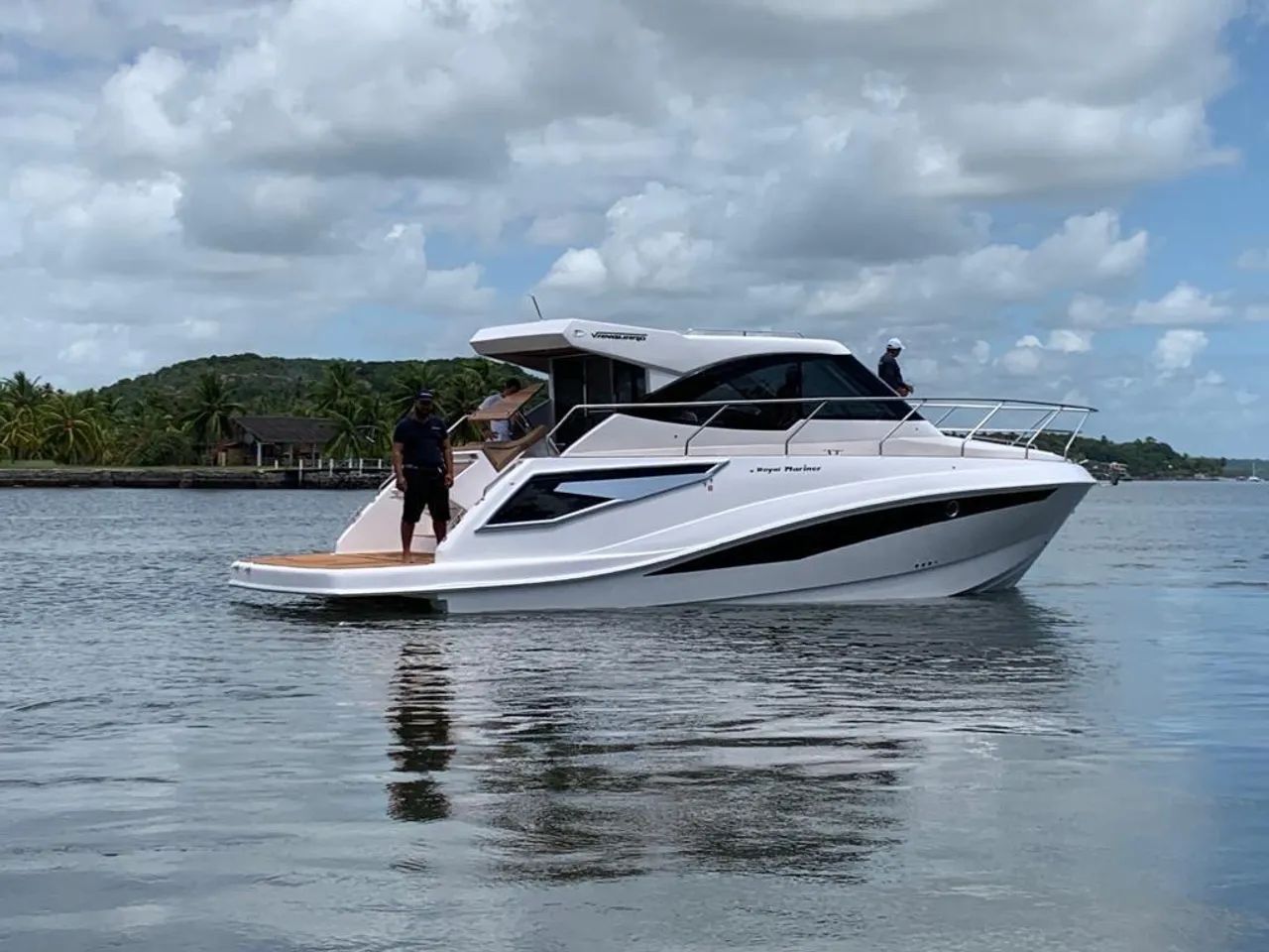 Lancha royal mariner 40 pés ano 2022 praticamente zero 179h de uso  - Foto 14