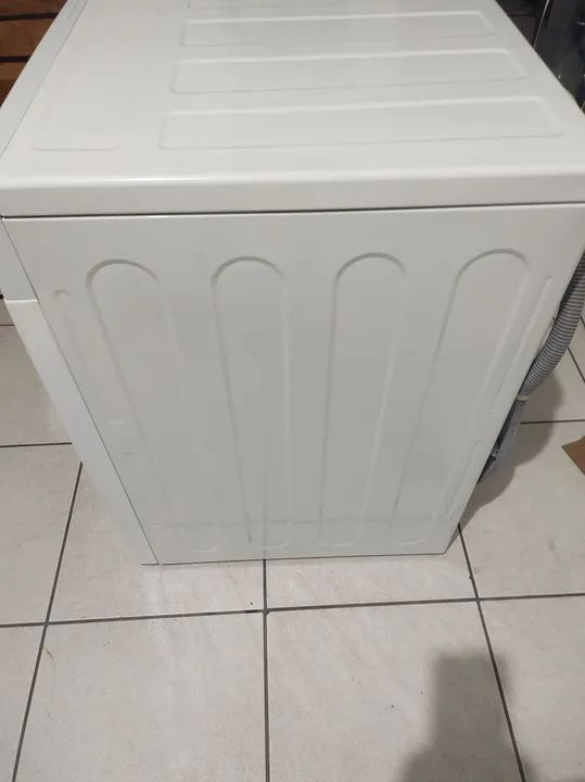 Lava e Seca Eletrolux 9 kg  - Foto 2