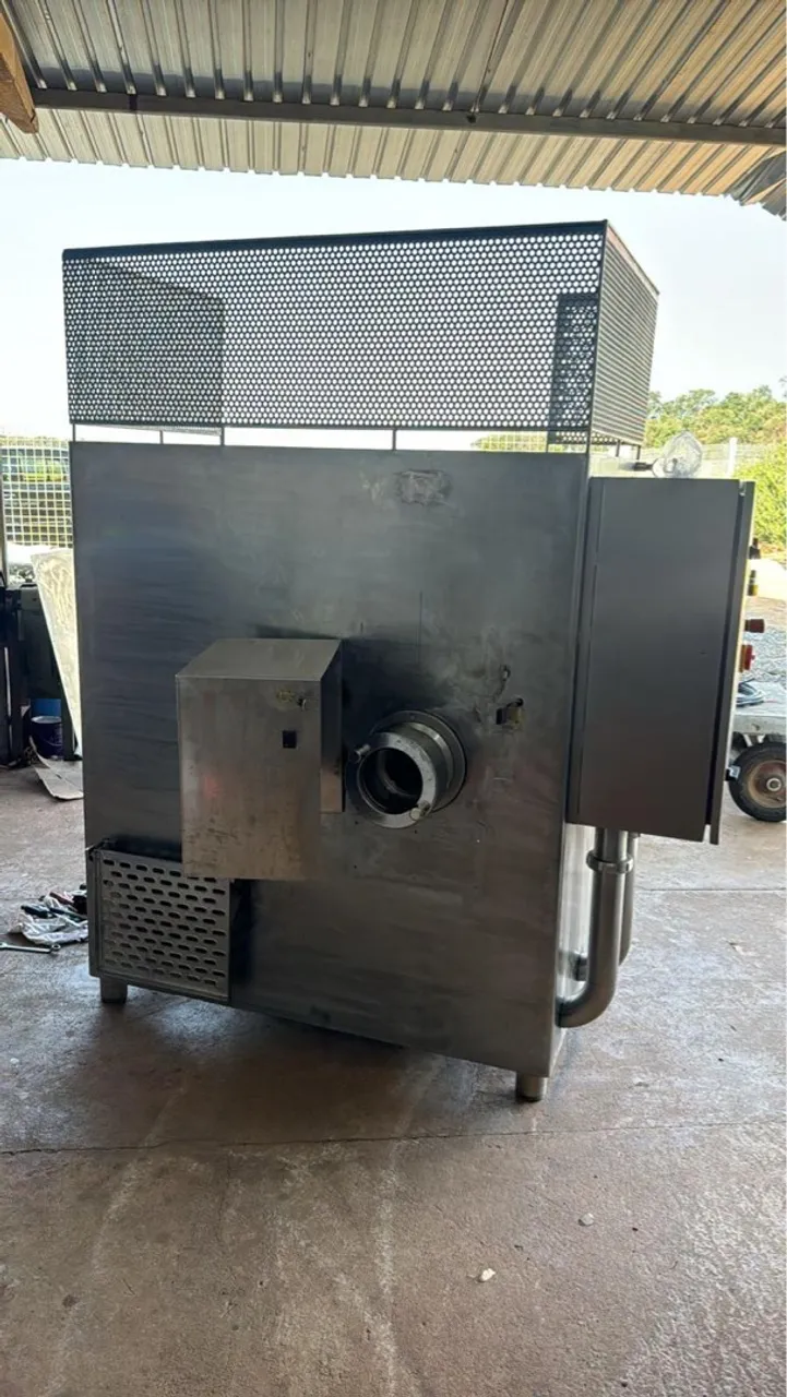 MOEDOR DE CARNE TR 160 .