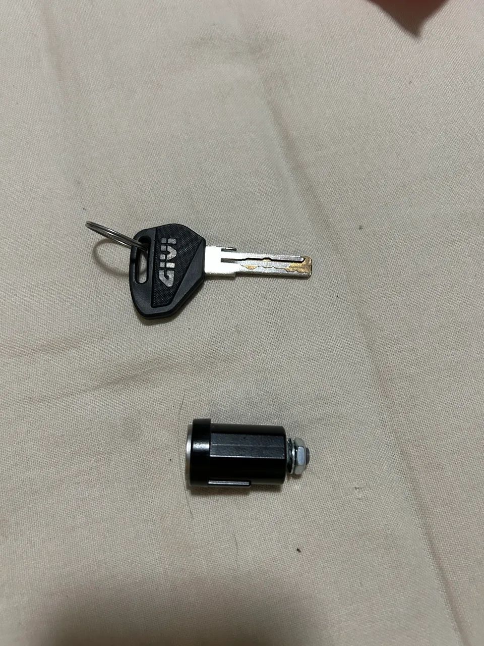 1 chave e tambor GIVI Trekker - Foto 3