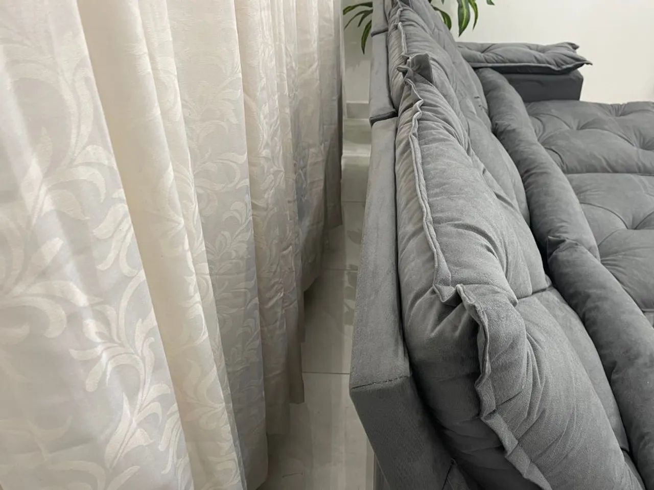 Sofá Retrátil Reclinável 2.70mVeludo Receba Amanhã  - Foto 4