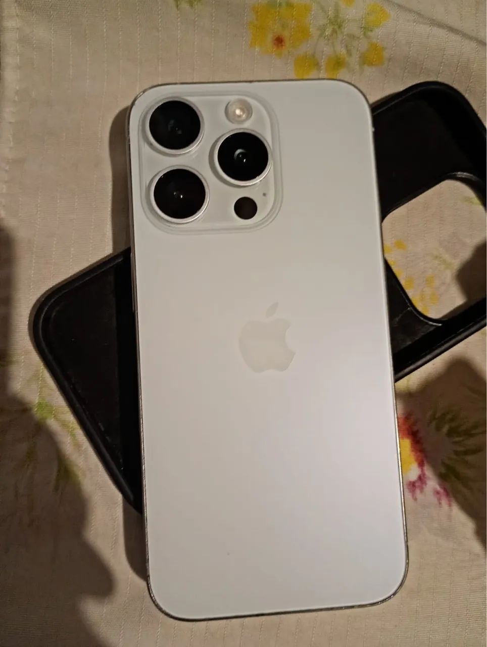 Vendo iPhone 15 pro - Foto 2