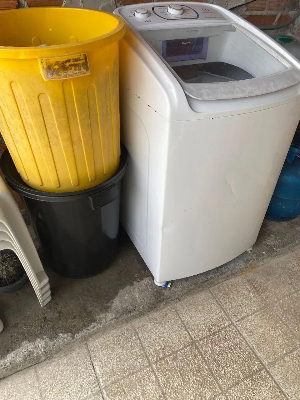 Vendo máquina eletrônilux 11 kilos  - Foto 2