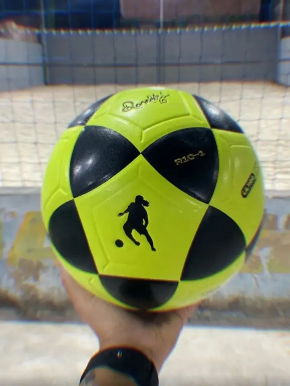 Bola de Futevôlei R10 Legacy - Foto 2