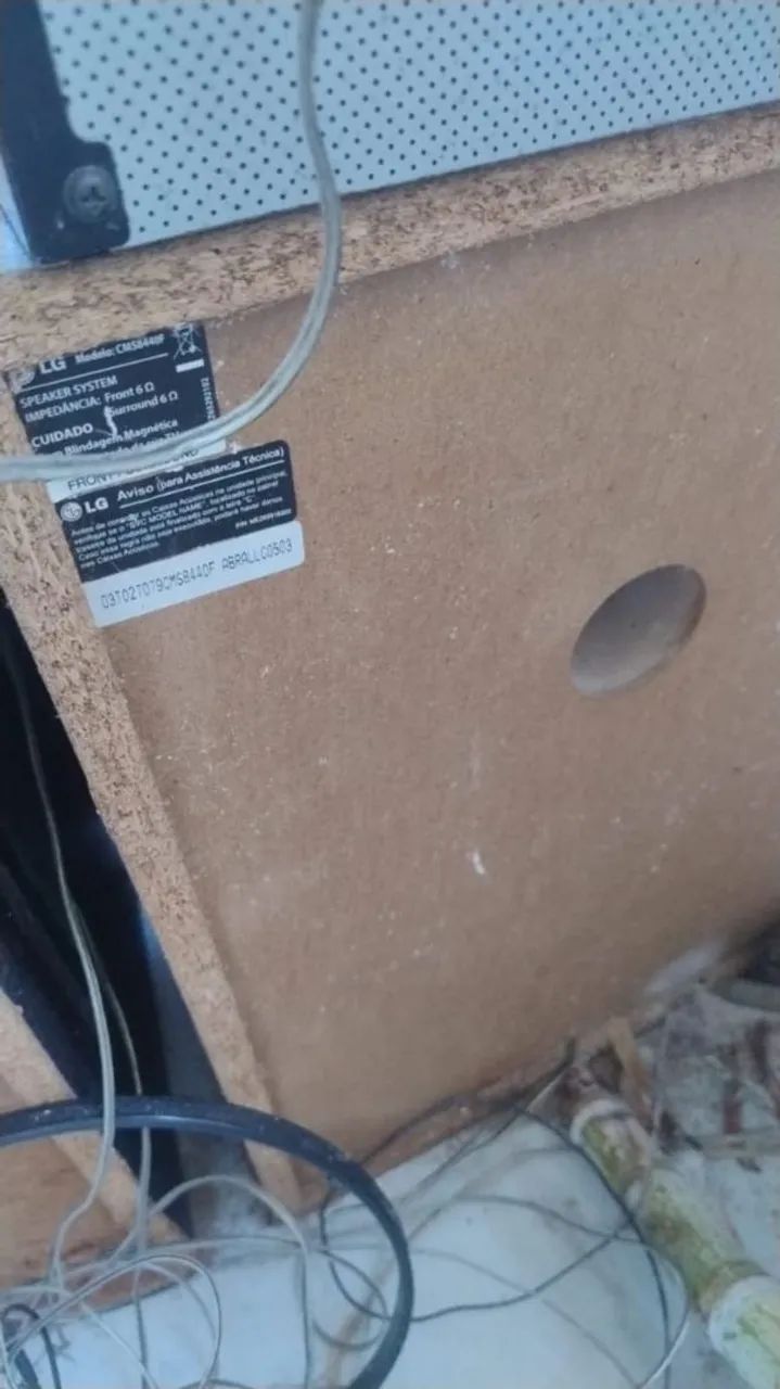 Vendo som LG leia o anúncio
