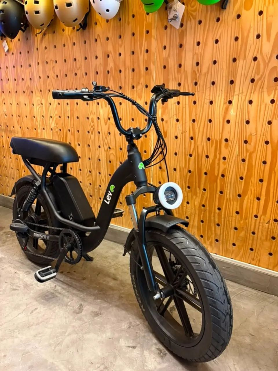 Bike elétrica MODEL C