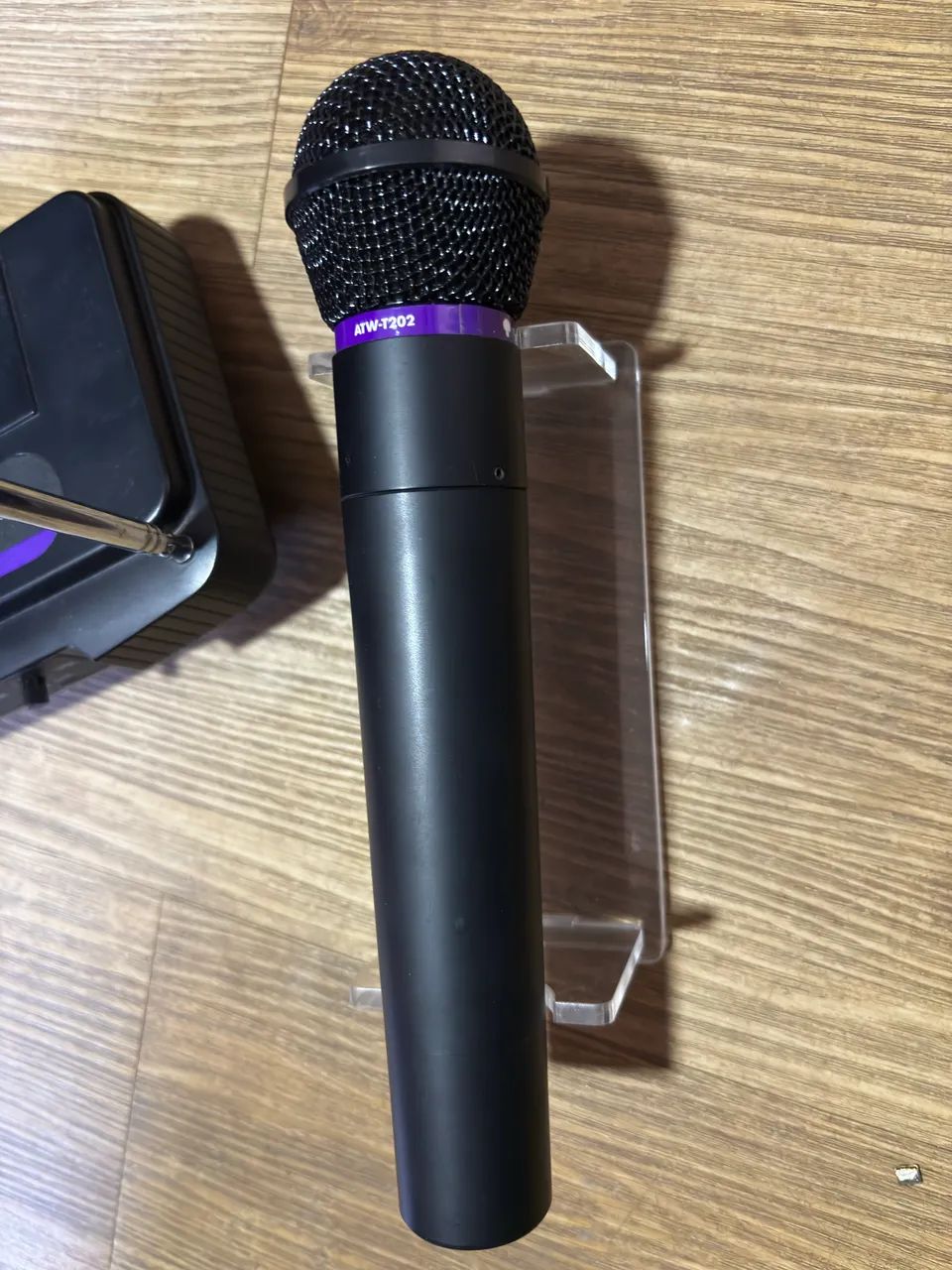 Microfone sem fio Audio Technica ATW T202 - Foto 4