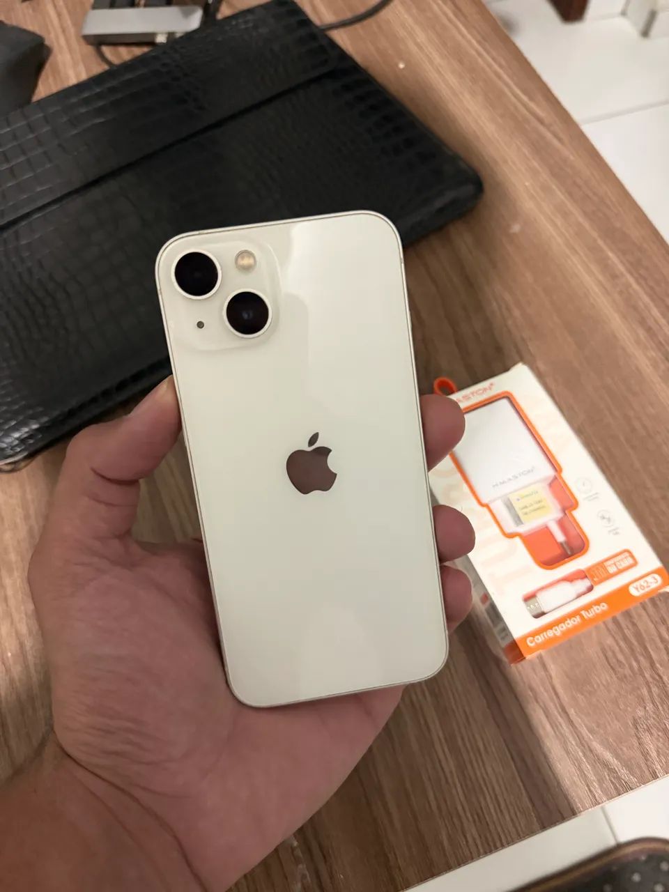 iPhone 13 128GB Branco  - Foto 2
