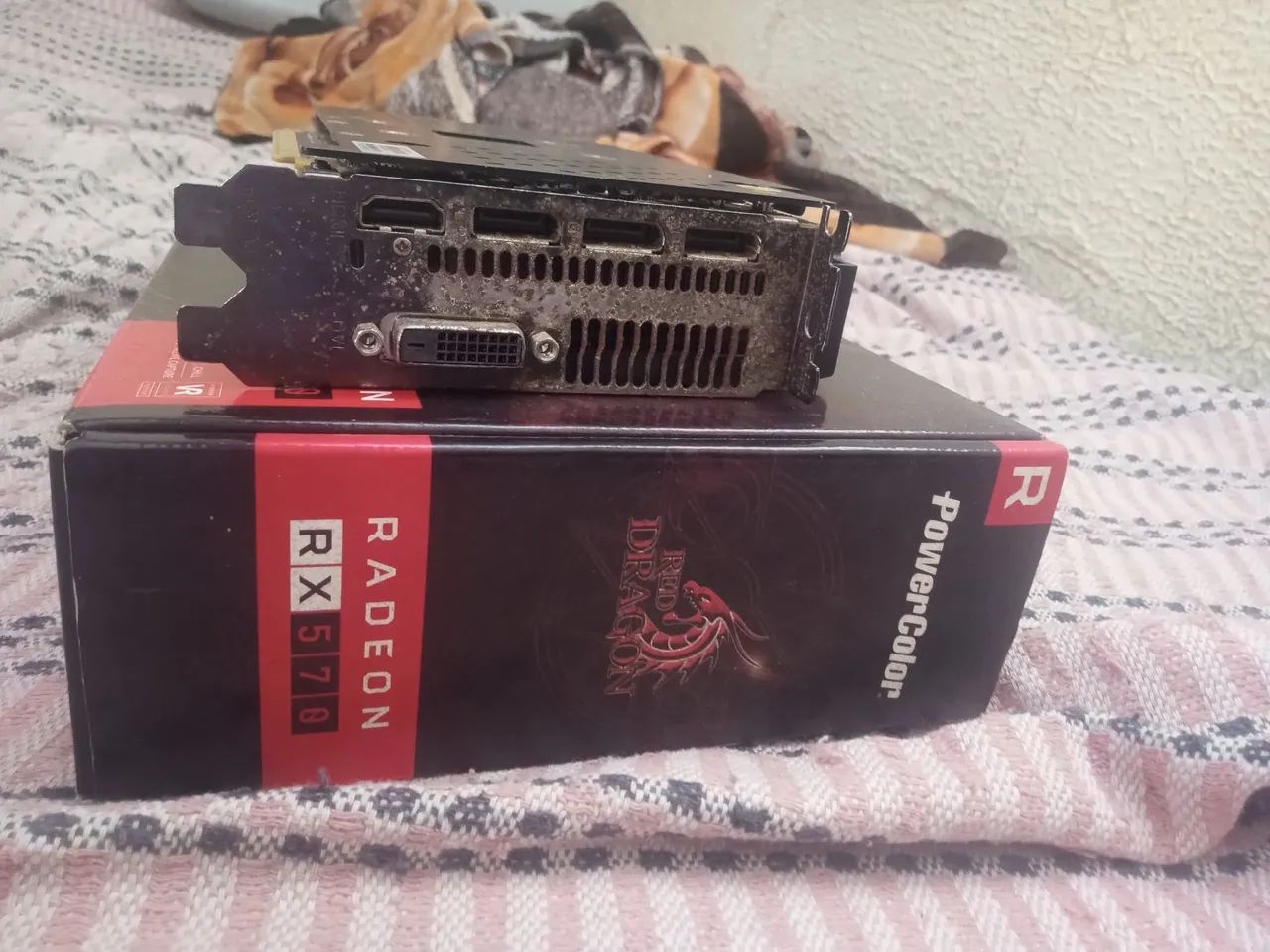 Rx 570 4gb com defeito - Foto 3