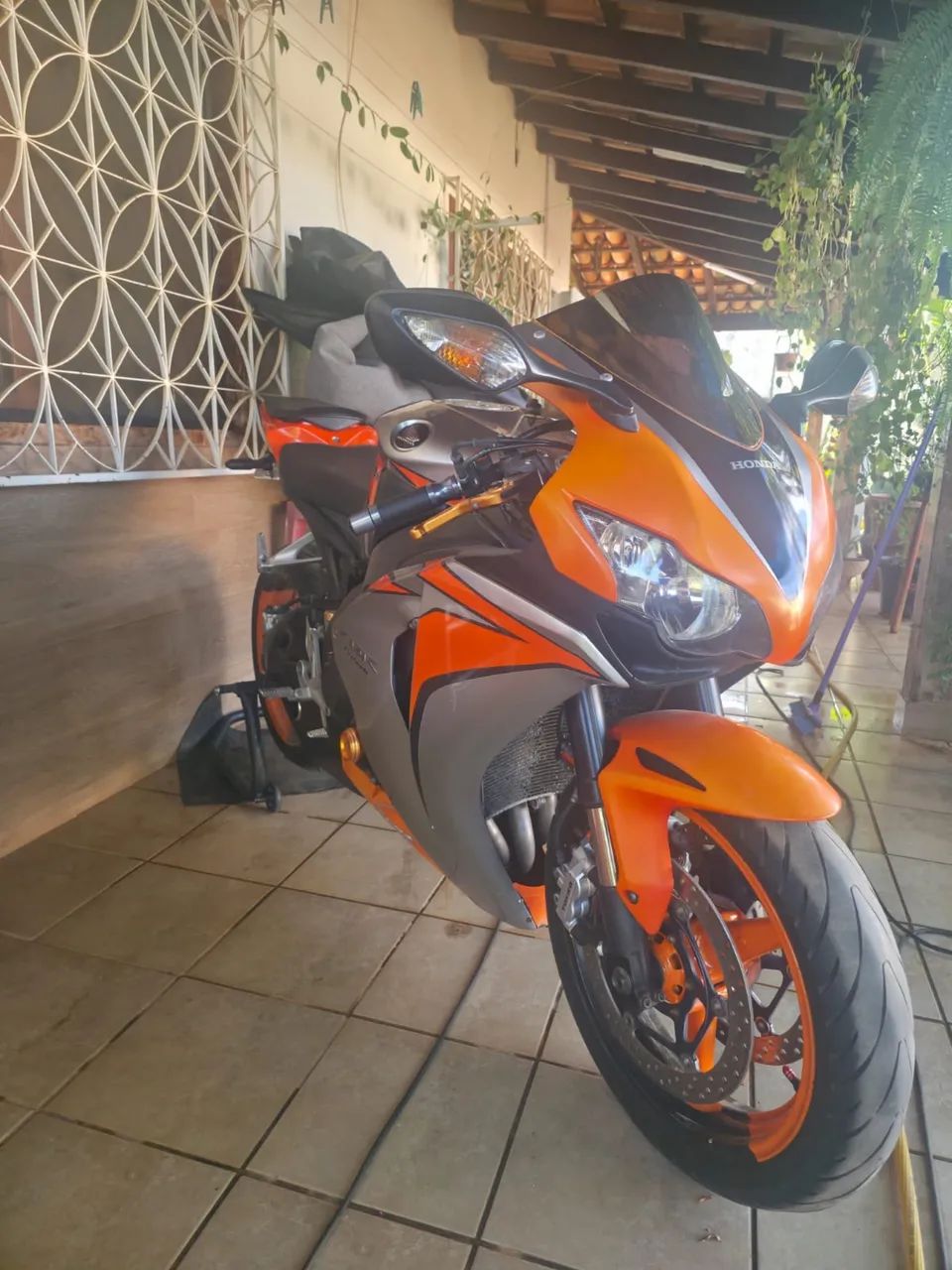 CBR 1000RR Fireblade - Foto 4