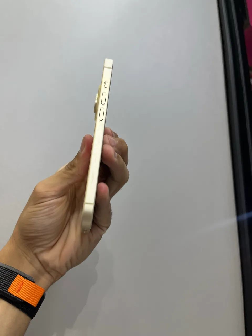 iphone 15 128 - amarelo - Foto 5