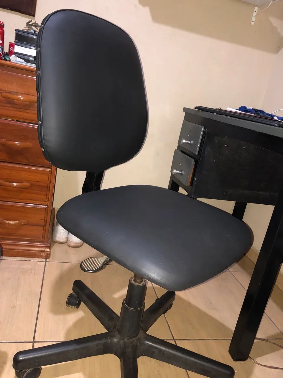 Cadeira para escritório estudo etc. - Foto 3