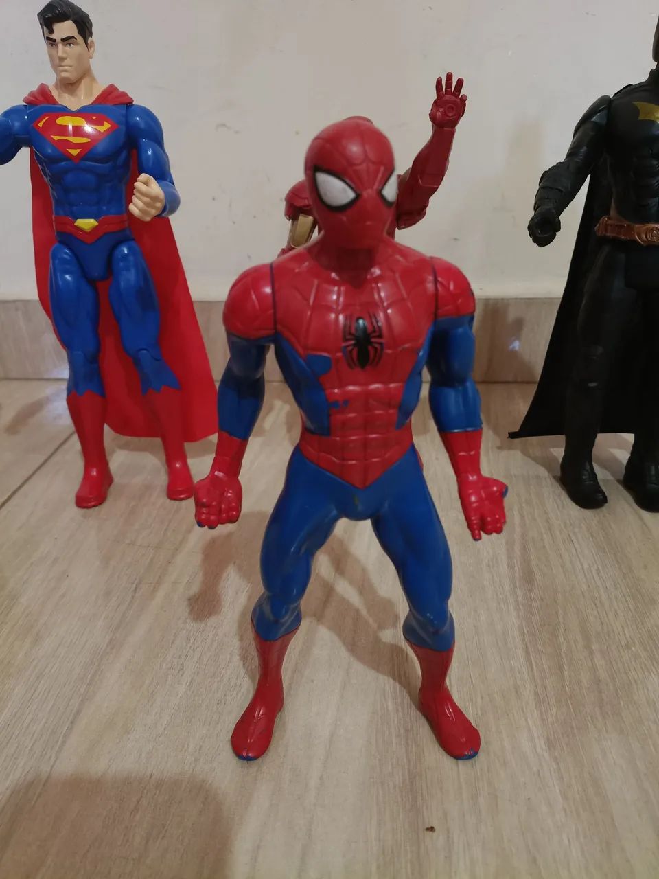 Bonecos de super heróis - Foto 5