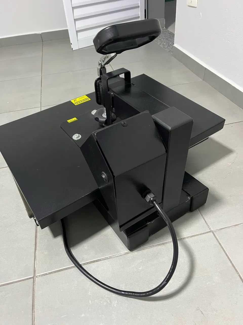 PRENSA TÉRMICA 40x60cm - 110v - Foto 4