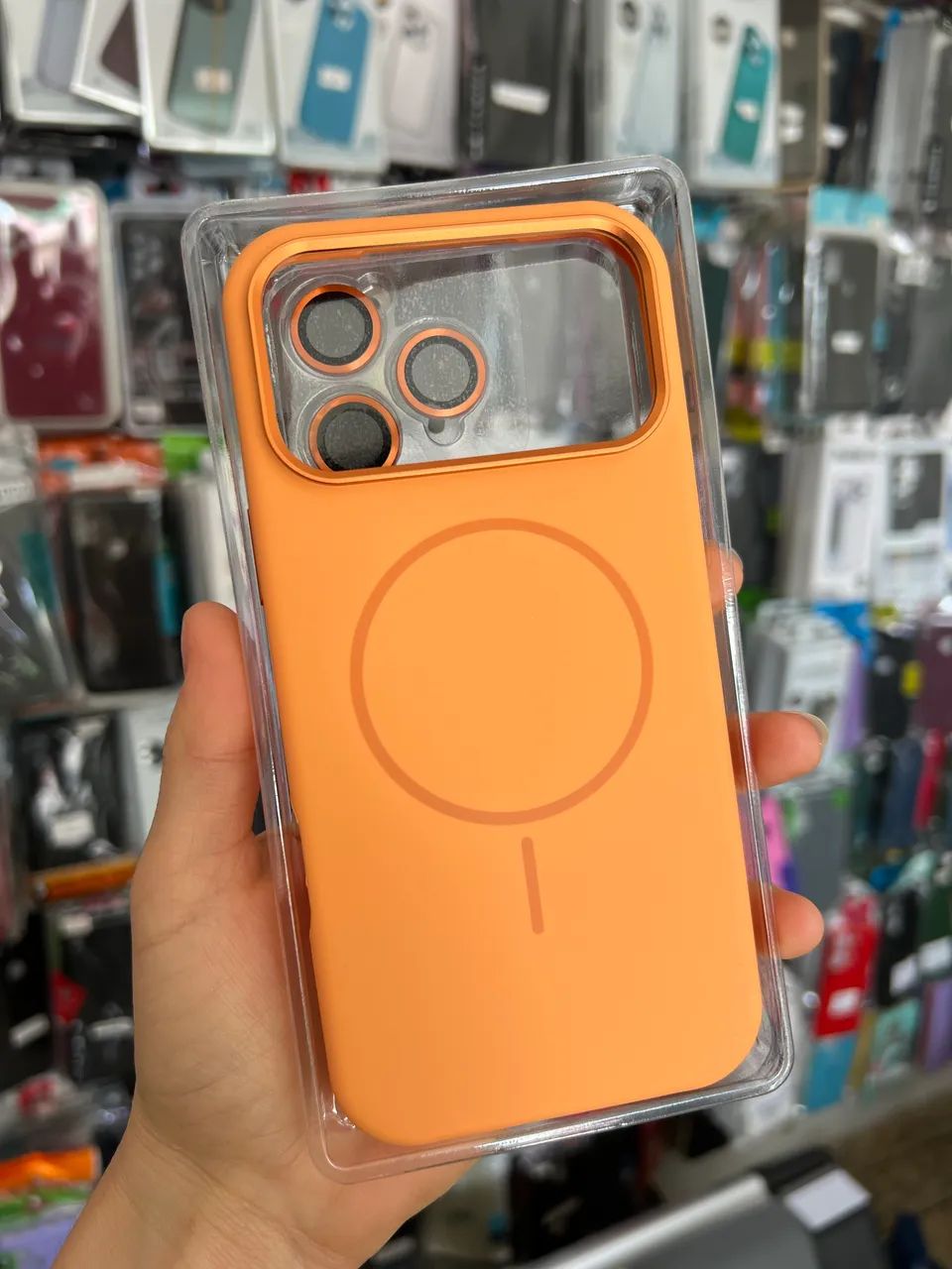 Capas premium para iphones - Foto 3