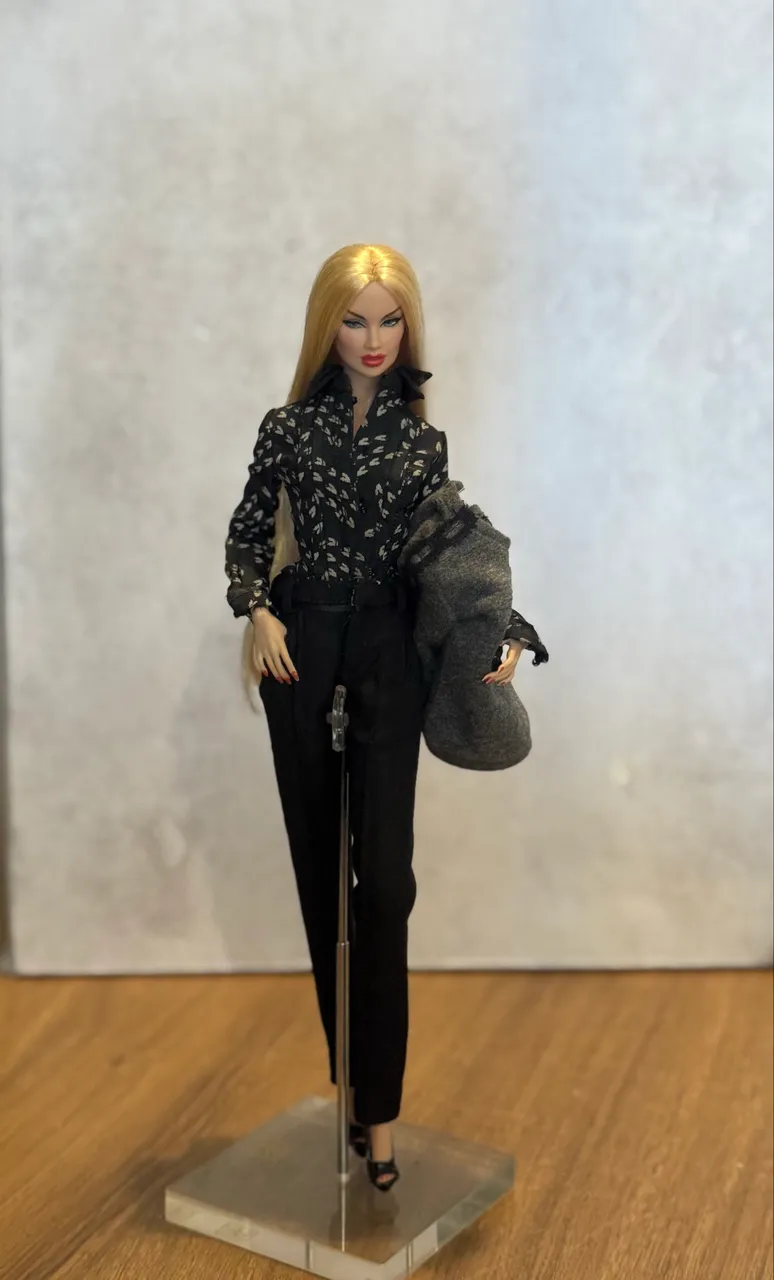 Integrity toys poppy parker black tie - Hobbies e coleções - COHAB