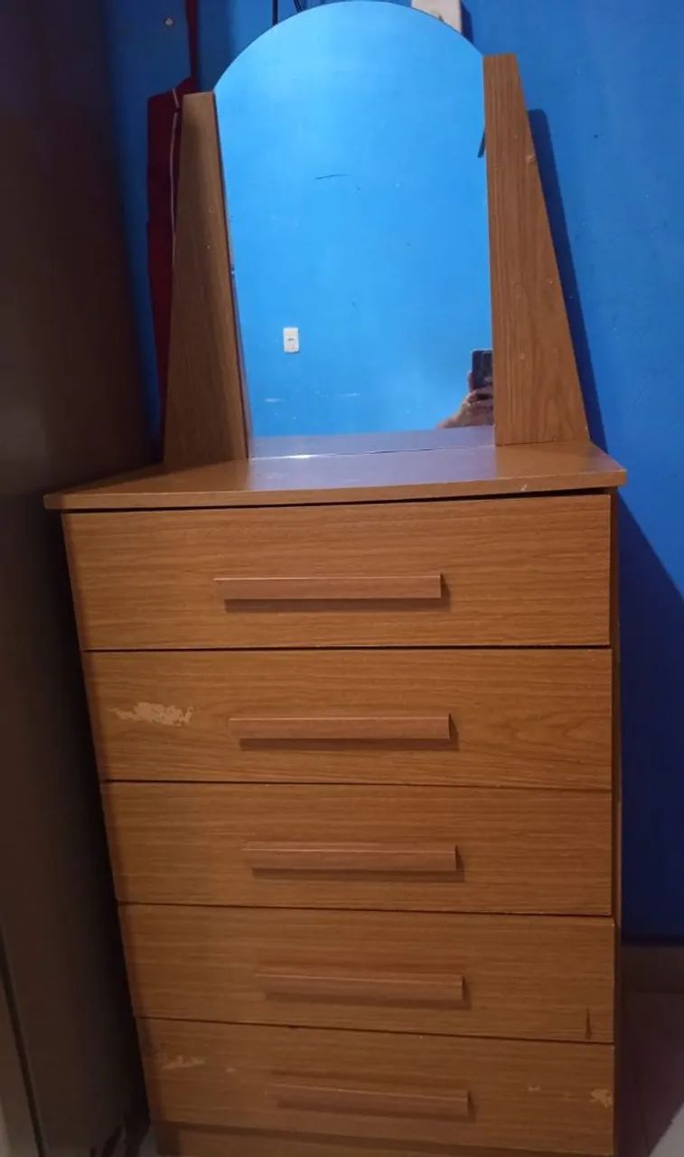 Vendo essa cômoda, aceito proposta 