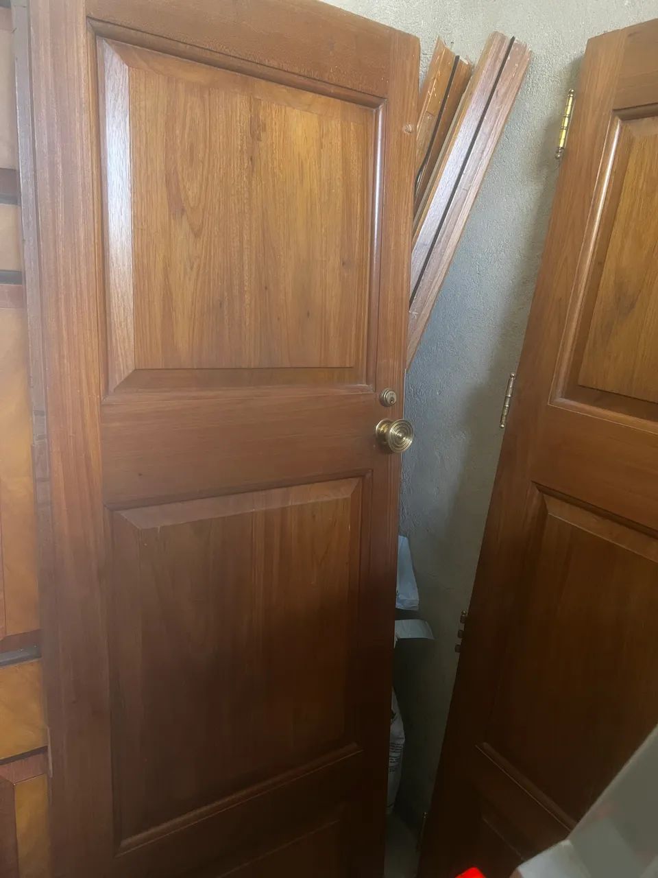 Portas de madeira maciça  - Foto 2