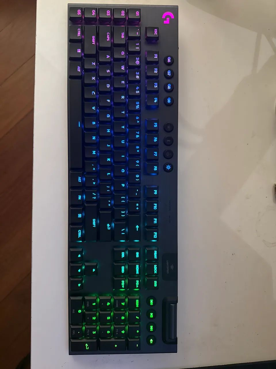 Vendo teclado Logitech G915 X LIGHTSPEED