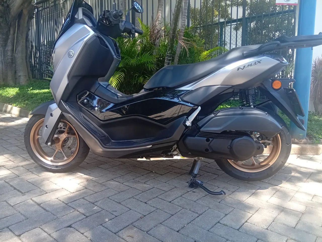 Yamaha N Max  - Foto 2