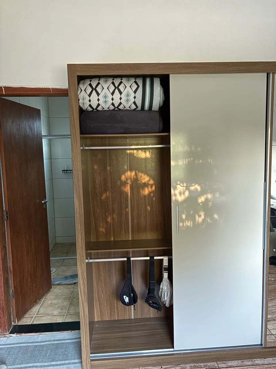 Guarda-roupa Casal com Espelho - Foto 5